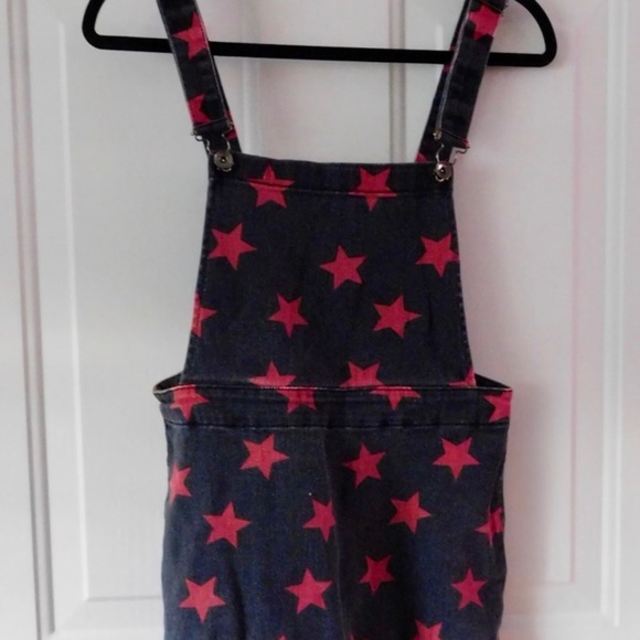 Blackheart Dresses & Skirts - Blackheart (Hot Topic) Red Stars Suspender Dress